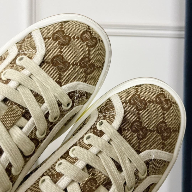 Gucci Sneakers